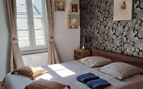 Atypique Saumur 80 m2 joli appartement 2 à 7 pers familial rénové entier 3 chambres hyper centre